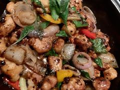 煎酿豆豉鸡煲-三号黄浦会Canton Table