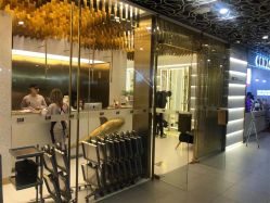前台-3AM·S HAIR SALON烫发染发接发