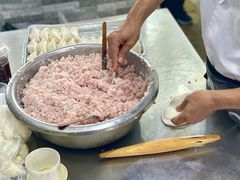 -黄阿姨锅贴大王(万航渡路店)