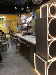 大堂-桃桃屿·潮牌酷银(世纪荟店)