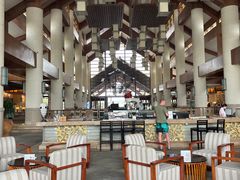 -亚龙湾喜来登·美景台大堂吧