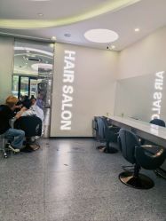 -MOVAN  HAIR莫凡匠人发型屋