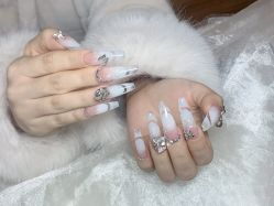 -IMEET美甲美睫工作室