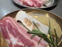 -牧童禧肉社·韩国炭火烤肉店(中粮祥云小镇创始店)