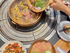 -阿山卓·野生菌火锅·纳西火塘烤肉