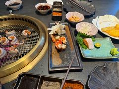 -铭牛烧肉·和牛海鲜自助(高新月牙湖店)