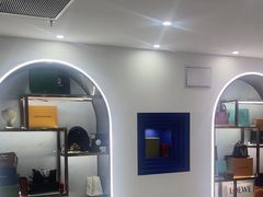 -聚云奢二手奢侈品黄金手表包包回收·中古店(三里屯总店)