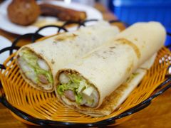 煎饼卷大葱-老济南民间小吃·传统鲁菜(芙蓉街店)