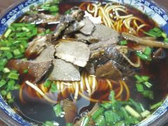 -老新隆牛肉锅贴(新街口店)