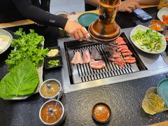 -臻牛烤肉