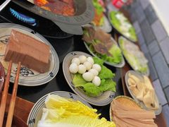 -重庆故事姊妹老火锅(财经学院店)