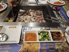 -阿亲家·韩式无限烤肉(花果园店)