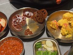 -草家酱蟹炭火烤肉店(珲春南路一店)