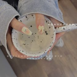 -米小兔美甲美睫