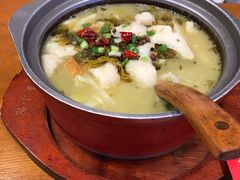 -周鱼小馆石锅酸菜鱼(活力汇店)