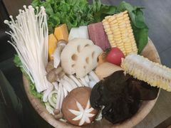 -湊湊火锅·茶憩(打浦桥日月光店)