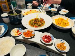 -凤凰湘语·平价海鲜餐厅(浦东旗舰店)