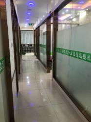 -苗医生专业祛痘·皮肤管理