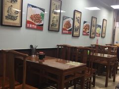 大堂-陈寔包子王·卤煮小肠·京味小吃(龙潭店)
