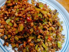 黑三剁-云海肴·汽锅鸡·云南菜(天津国金汇店)