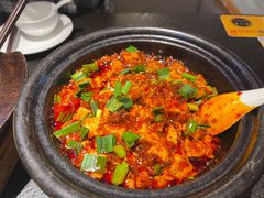 -万重锦·人文川菜馆(骡马市店)