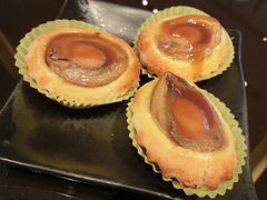 一口鲍鱼酥-夏宫中餐厅(静安香格里拉店)