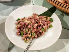 -彩云天云南餐厅