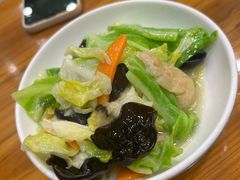 卷心菜面筋炒木耳-小方的面(徐家汇店)