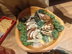 -蘑界·野生菌火锅(深业上城店)