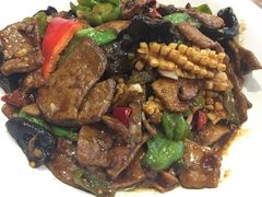 火爆三鲜-刘胖子家常菜·蹄花焖藕(中南店)