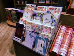 -钟书阁(群光广场店)