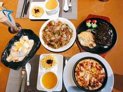 -戈尔登酒店·满堂彩咖啡厅