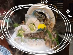 东星斑海鲜拼盘-余欢领鲜火锅(新街口店)