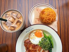 -兴华里茶记(禅城同济首店)