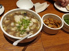 -渝是乎酸菜鱼(龙旗购物中心店)