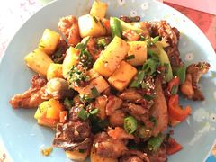 摩梭饵块鸡-泸沽肴(泸沽湖大洛水村农村信用社旁店)