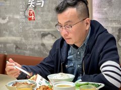-老乡鸡(上海白玉兰广场店)