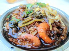 -灵山卢梅燕粉店