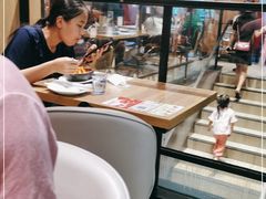 -必胜客(海雅PH店)