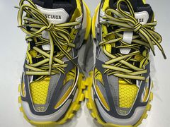 -BALENCIAGA(比斯特苏州购物村店)