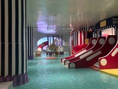 -涨巢·潮玩水疗局