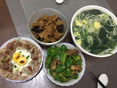 -爱的果实月嫂育婴师(世纪东方店)
