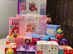 -泡泡玛特POPMART(上海环球港店)