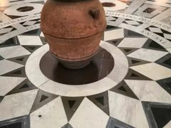 -圣母百花圣殿
