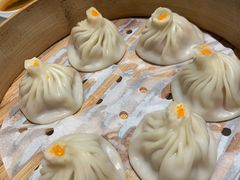 蟹粉小笼包-绿波廊(豫园店)