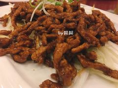 新京酱肉丝-大地春饼店(黄河路店)
