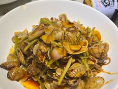 -丁里羊肉小镇(天鹅湖总店)