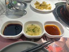 -洪氏嗨捞·广东猪肚鸡·椰子鸡火锅(西咸万象城店)