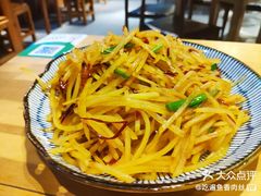 酸辣土豆丝-香满园春饼·家常菜(东大桥店)