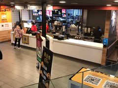 -麦当劳(长江西路得来速店)